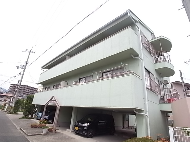 宝塚市鹿塩の賃貸