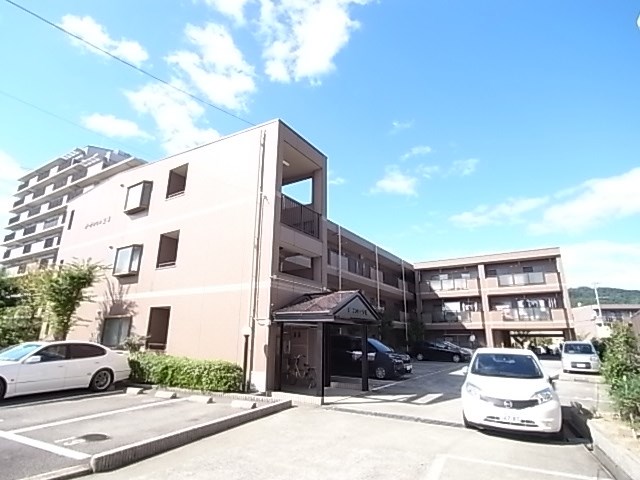 宝塚市口谷西の賃貸