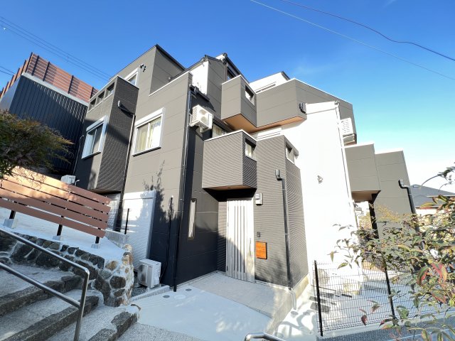 宝塚市雲雀丘山手の賃貸