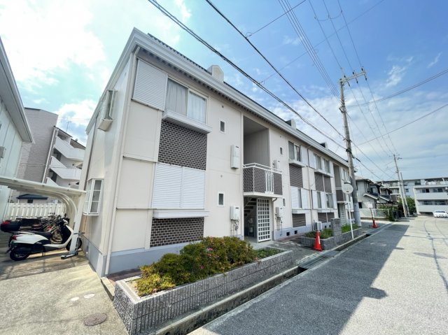 宝塚市鹿塩の賃貸